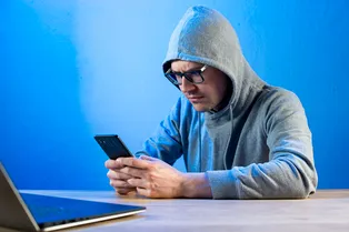 Как защитить смартфон от мошенников: эти простые действия должен сделать каждый владелец Как защитить смартфон от мошенников: эти простые действия должен сделать каждый владелец