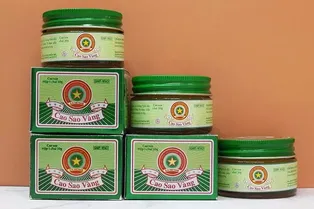 Незаменимое средство вьетнамской бабушки на все случаи жизни: насколько эффективен бальзам «Звездочка»