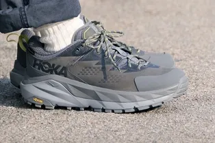 Что такое кроссовки в стиле горпкор и почему они самые модные этой осенью