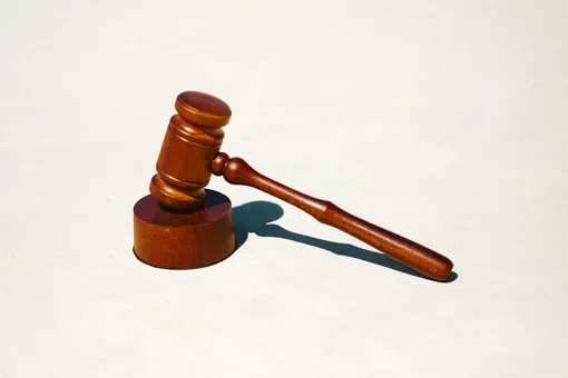 ChatGPT сгенерировал свидетелей по делу и стоил адвокату карьеры: его оштрафовали за неуважение к суду ChatGPT сгенерировал свидетелей по делу и стоил адвокату карьеры: его оштрафовали за неуважение к суду