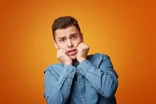 Кровоточивость десен: как решить проблему раз и навсегда