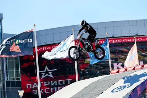 Байки как искусство: полный гид по выставке «Мотовесна» Байки как искусство: полный гид по выставке «Мотовесна»