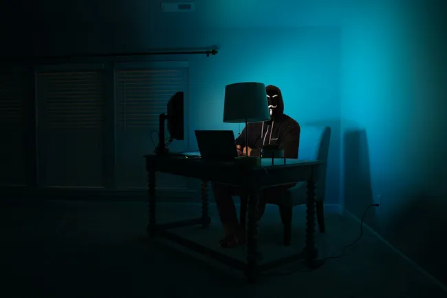Даркнет знает о вас больше, чем вы сами: почему хакеры атакуют всех подряд и как не стать их жертвой?
