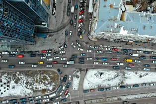 Москву опять завалит снегом: погода, магнитные бури и пробки в столице 16 февраля