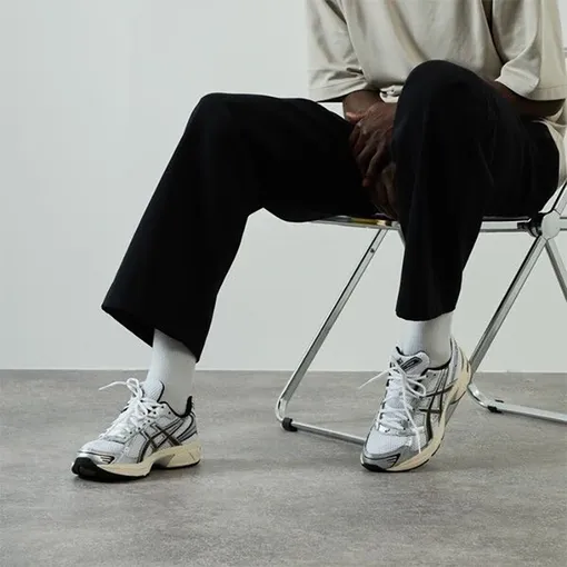 Кроссовки Кроссовки