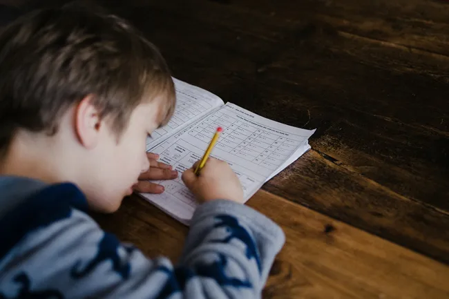 В России хотят заблокировать десятки популярных сайтов: пострадают опять подростки