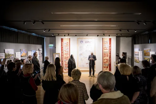 В Париже открылась выставка «Великий Русский Северный Путь: Золотая нить столетий» В Париже открылась выставка «Великий Русский Северный Путь: Золотая нить столетий»