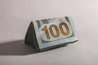 Доллар по 150: экономист предсказал третий мощный удар по рублю в 2026 году