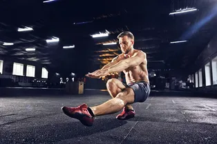 Опасны ли приседания-пистолетики и как правильно их выполнять Опасны ли приседания-пистолетики и как правильно их выполнять