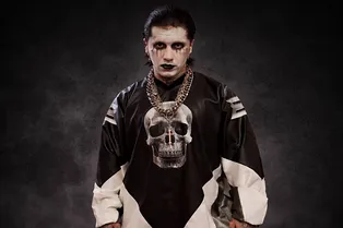 Срыв концертов и судебные иски: за что в России «отменяют» рэпера Ганвеста