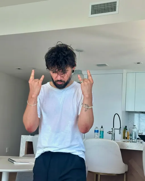 Модные мужские стрижки 2026