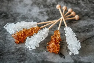 Что будет с машиной, если в бензобак насыпать сахар?