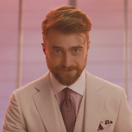 Дэниел Рэдклифф рассказал, как отказался от сигарет: он курил около 20 лет и не видел в этом проблемы